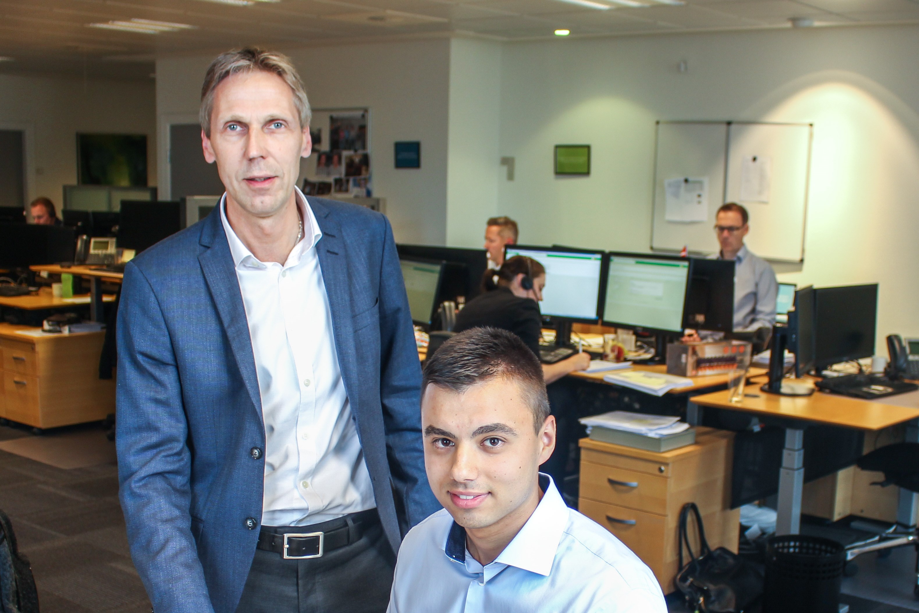 Mogens Olesen er udviklingschef for Ringkjøbing Landbobank. Han siger, at det er vigtigt, at bankens "grønne farve" er tydelig i al deres undervisning. Også når det er andre end dem selv, der underviser. Foto: Christian Munk, Dagbladet Ringkøbing Skjern